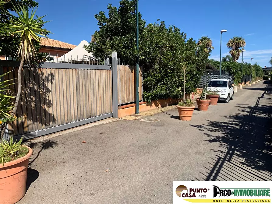 Immagine 3 di Villa in vendita  in Via Piani 7 11 a Trabia