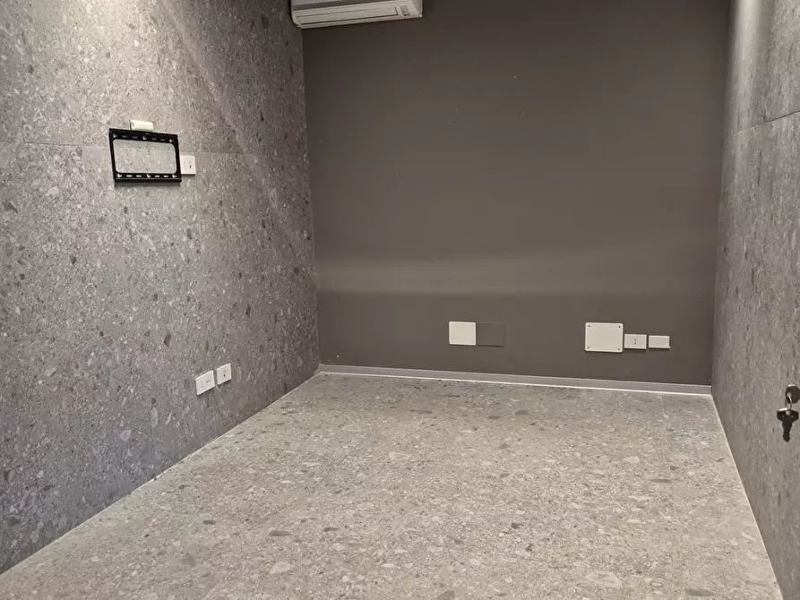 Immagine 7 di Ufficio in affitto  in Via Giuseppe Sciuti a Palermo