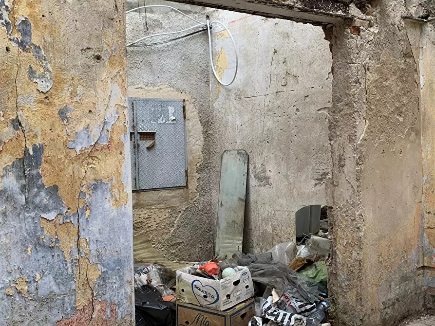 Immagine 3 di Appartamento in vendita  in Vicolo San Basilio 9 a Palermo