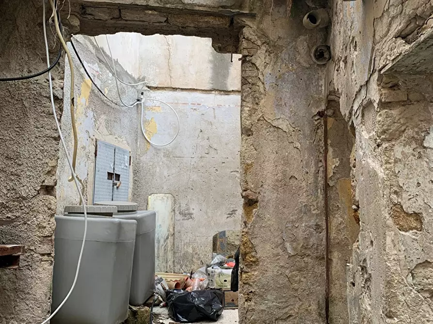 Immagine 1 di Appartamento in vendita  in Vicolo San Basilio 9 a Palermo
