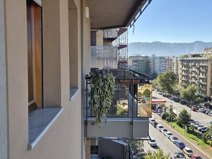 Immagine 1 di Appartamento in vendita  in Viale Campania a Palermo