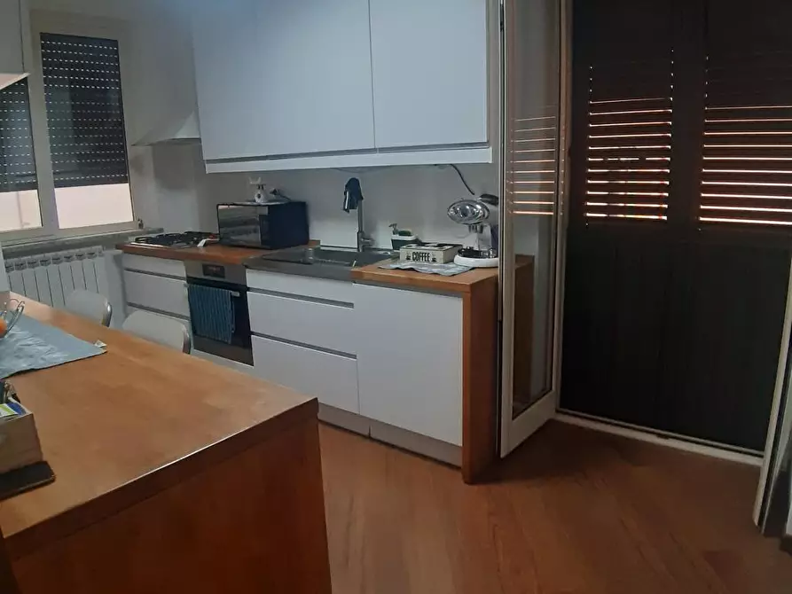 Immagine 1 di Appartamento in affitto  in Mariano Stabile a Palermo