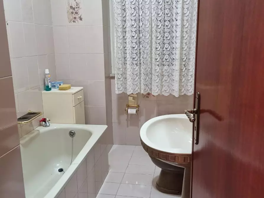 Immagine 4 di Appartamento in vendita  in Via B. D'acquisto a Monreale