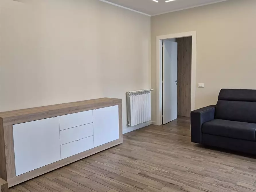 Immagine 1 di Appartamento in affitto  in Via Lo Jacono a Palermo