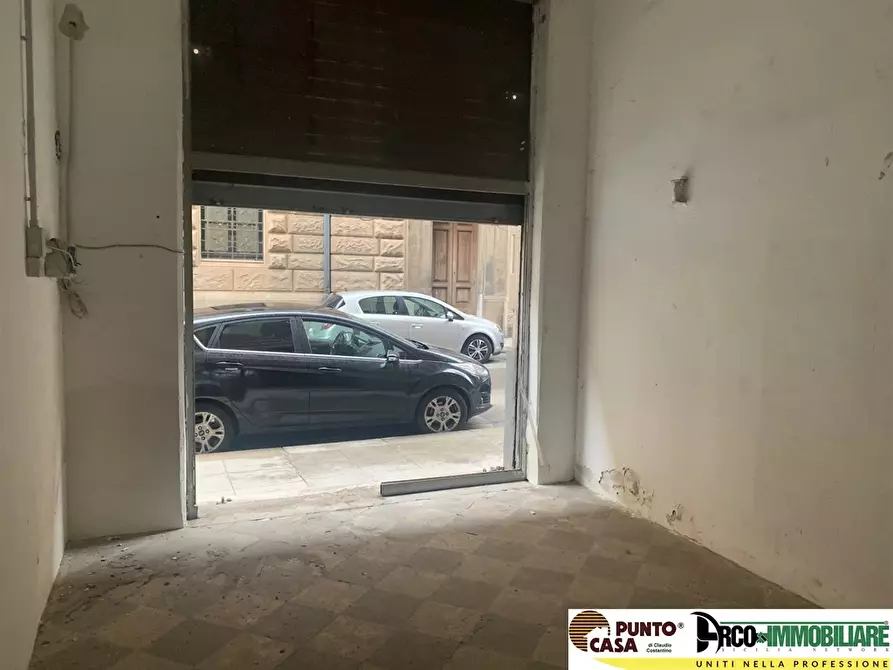 Immagine 7 di Magazzino in vendita  in Via Gorizia 24 a Palermo