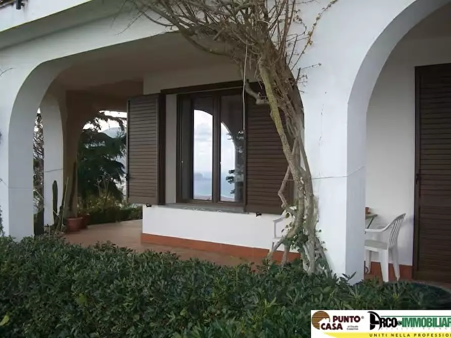 Immagine 8 di Villa in vendita  in Via Ficiligni a Monreale