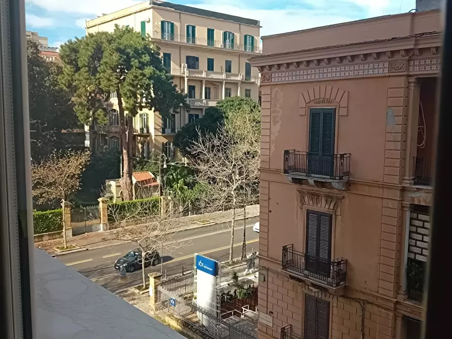 Immagine 8 di Appartamento in vendita  in Via della Libertà a Palermo