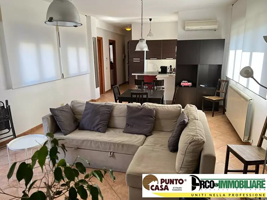 Immagine 1 di Appartamento in affitto  in Via Marinai Alliata a Palermo