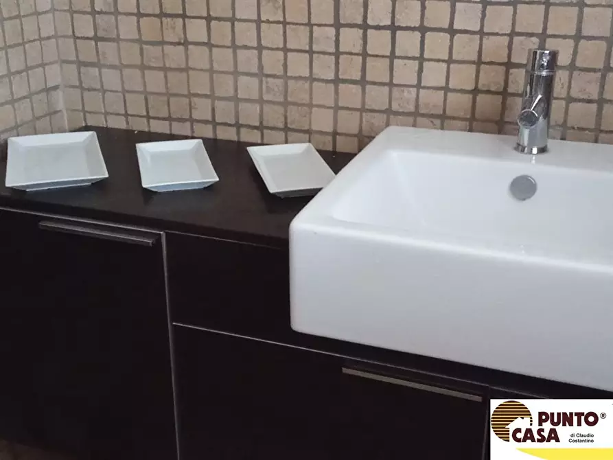 Immagine 1 di Appartamento in vendita  in Via Volturno 74 a Palermo