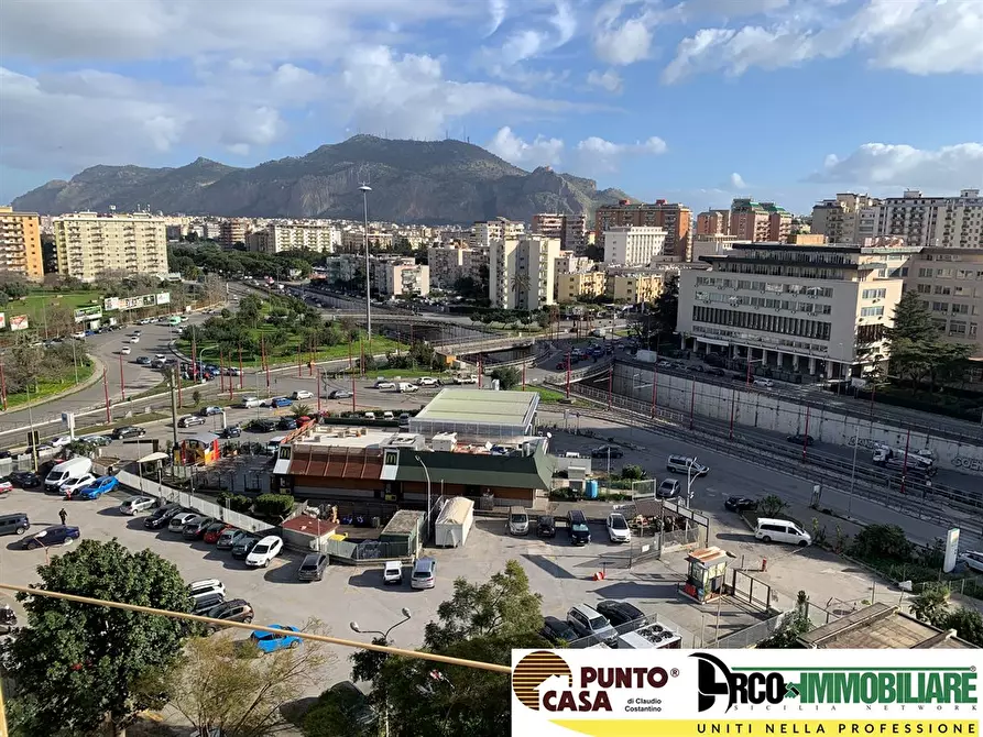 Immagine 9 di Attico in vendita  in Via Uditore a Palermo