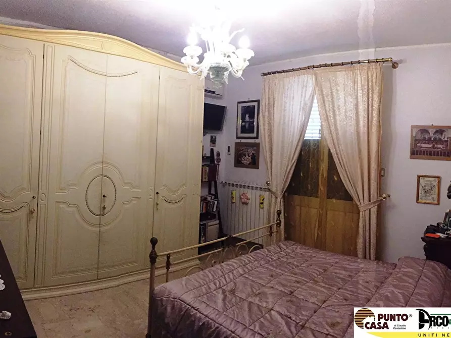 Immagine 3 di Appartamento in vendita  in Via Altofonte a Palermo