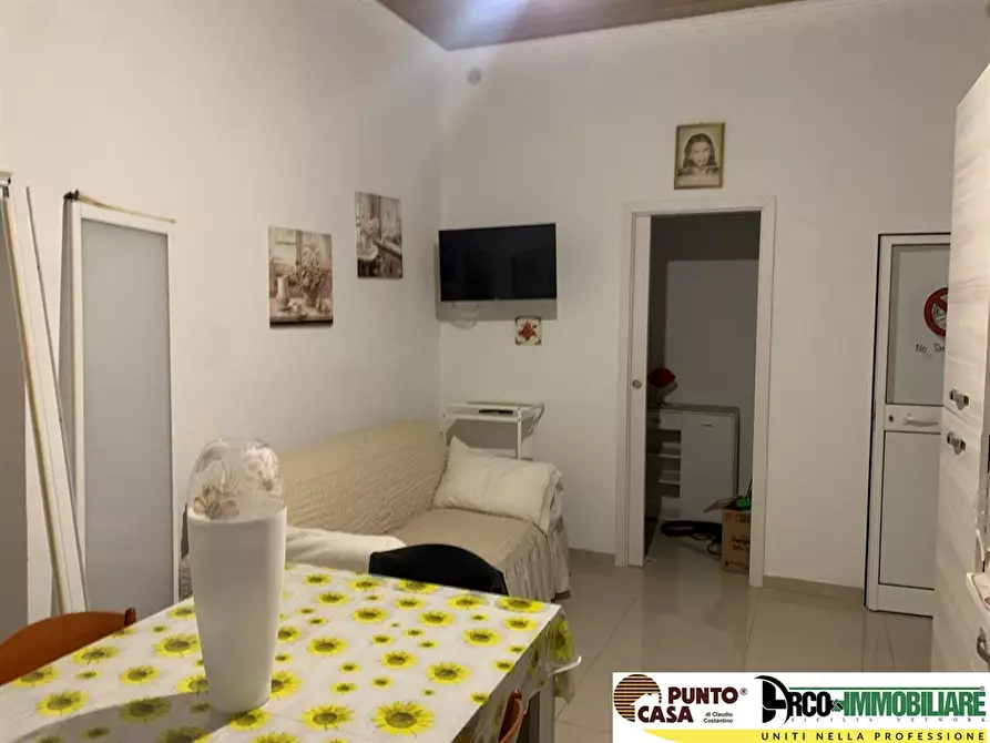 Immagine 1 di Appartamento in vendita  in via Tommaso Natale a Palermo