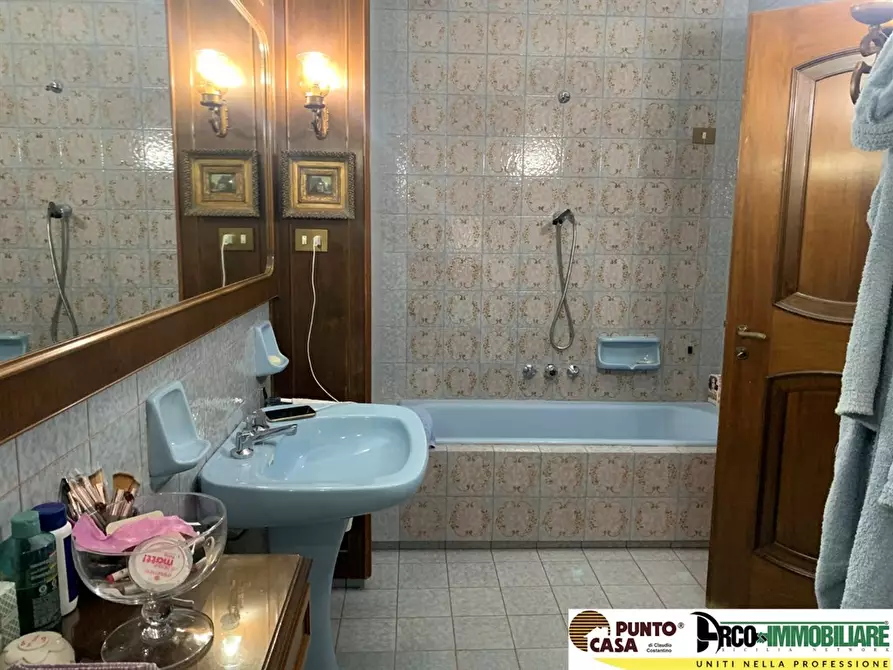 Immagine 5 di Appartamento in vendita  in Viale Regione Siciliana a Palermo