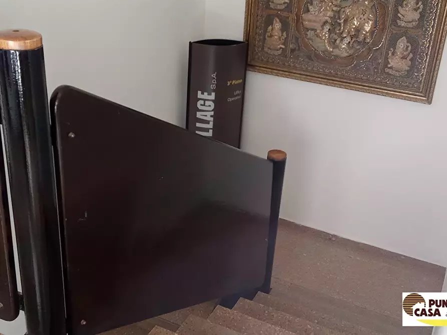 Immagine 5 di Ufficio in affitto  in Via Umberto Giordano a Palermo