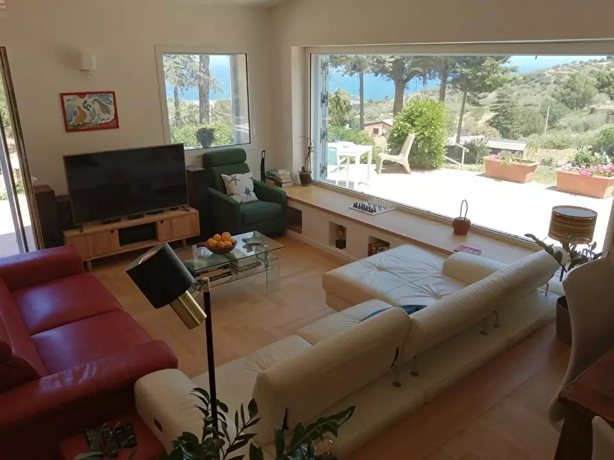 Immagine 3 di Villa in vendita  a Termini Imerese