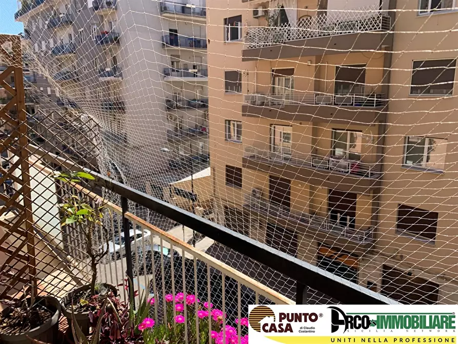 Immagine 3 di Appartamento in affitto  in Via Mario Rapisardi 23 a Palermo