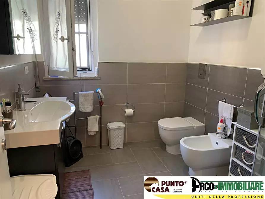 Immagine 9 di Appartamento in vendita  a Palermo