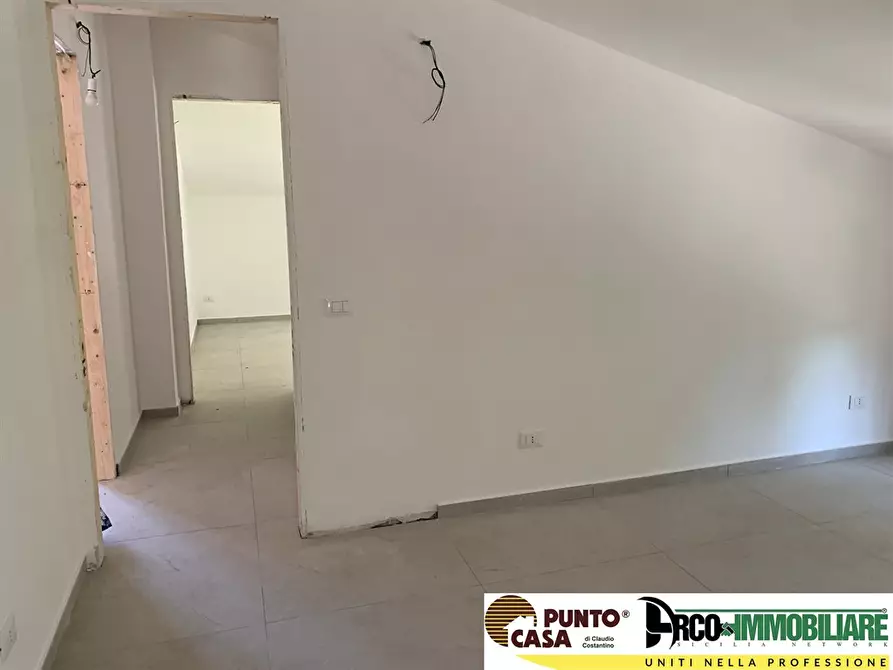 Immagine 4 di Appartamento in vendita  in Via Lucerna 4/A a Palermo