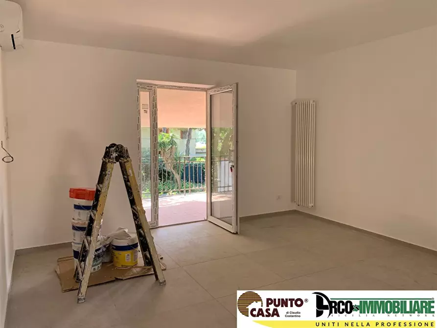 Immagine 1 di Appartamento in vendita  in Via Lucerna 4/A a Palermo