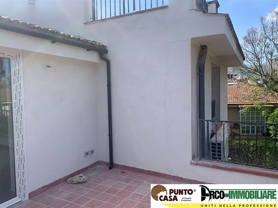 Immagine 4 di Appartamento in vendita  in Via Lucerna 4/A a Palermo