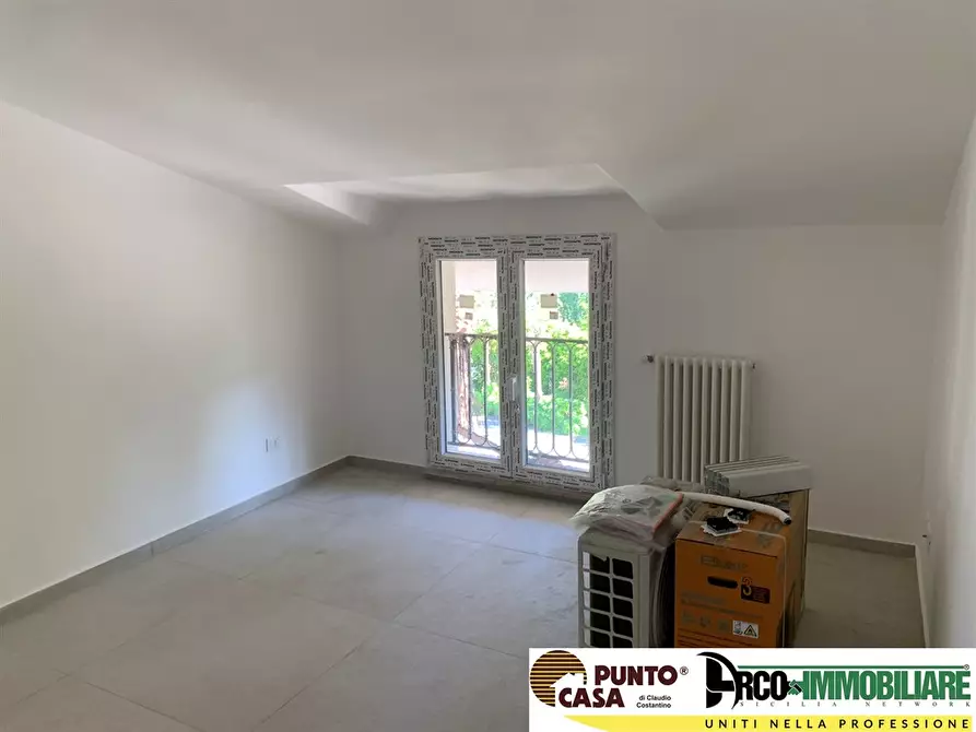 Immagine 3 di Appartamento in vendita  in Via Lucerna 4/A a Palermo