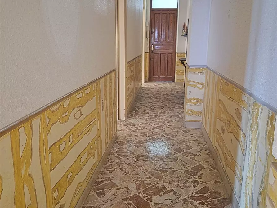 Immagine 3 di Appartamento in vendita  in Corso  vittorio emanuele a Capaci