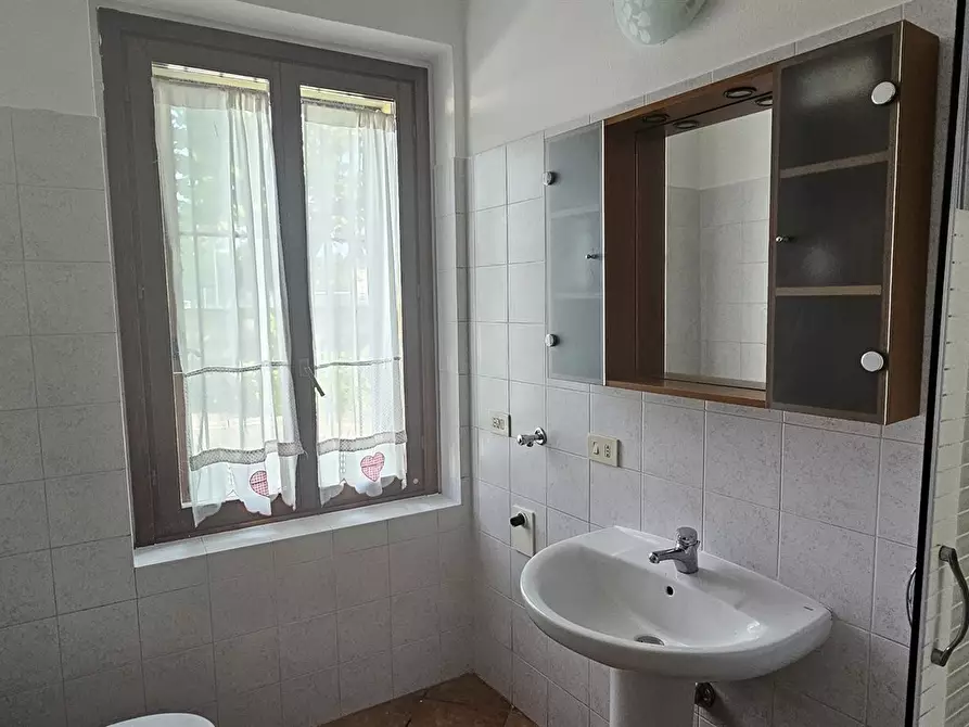 Immagine 4 di Appartamento in affitto  a Origgio