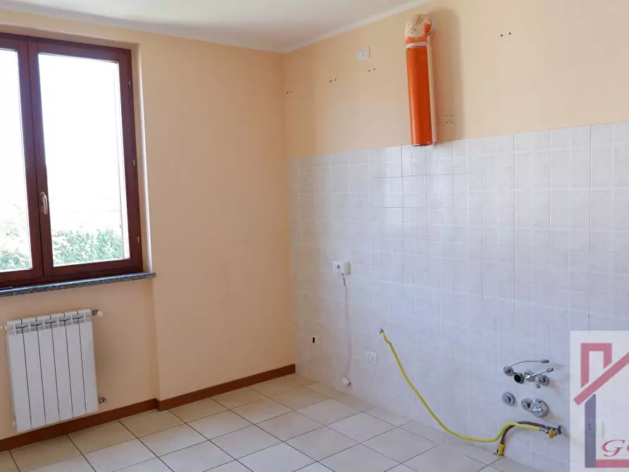 Immagine 2 di Appartamento in vendita  a Tradate