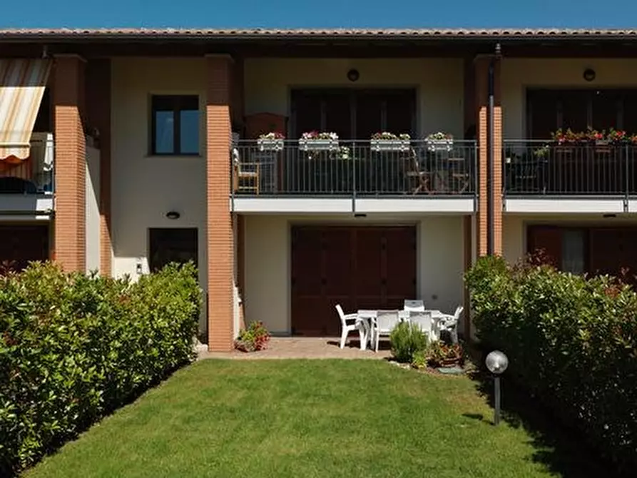 Immagine 7 di Villetta a schiera in vendita  a Anzano Del Parco