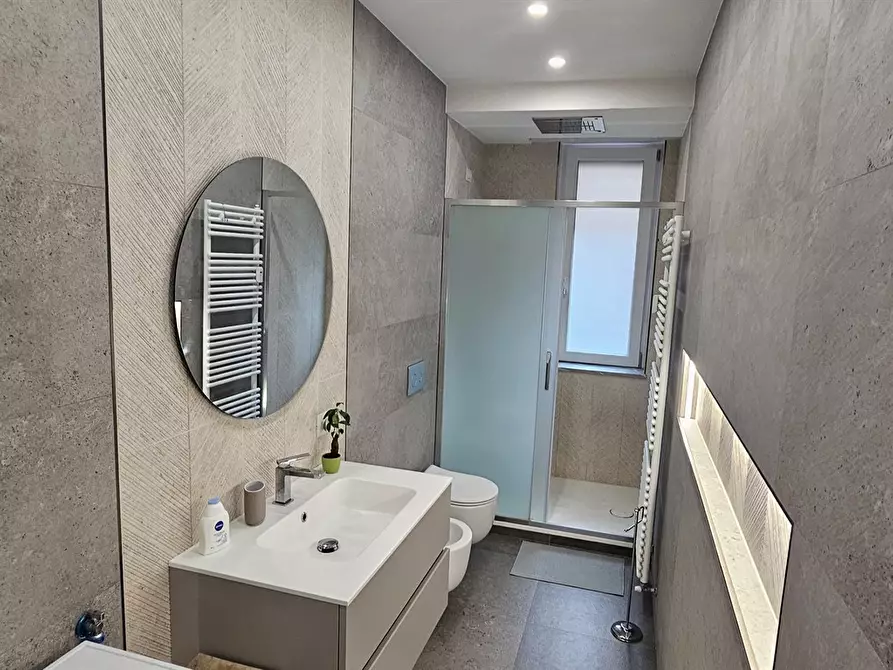 Immagine 8 di Stanza singola in affitto  a Milano