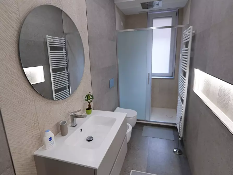 Immagine 1 di Stanza singola in affitto  a Milano