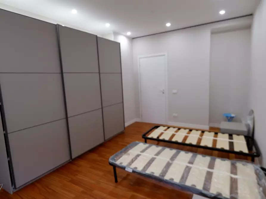 Immagine 8 di Stanza singola in affitto  a Milano