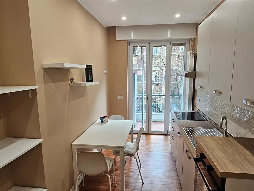 Immagine 5 di Stanza singola in affitto  a Milano