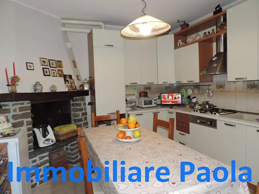 Immagine 1 di Casa semindipendente in vendita  a Calolziocorte