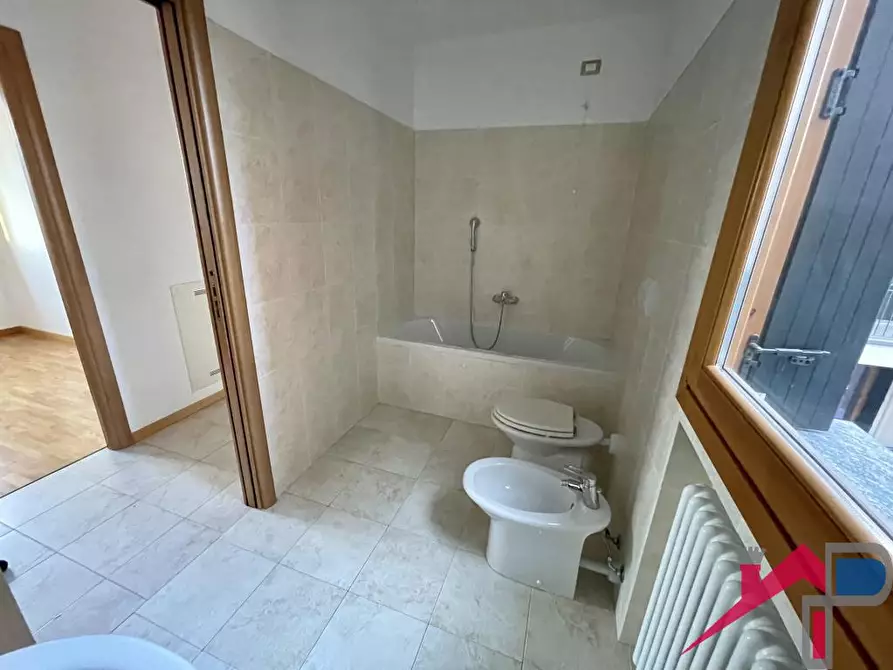 Immagine 6 di Appartamento in vendita  a Cisano Bergamasco