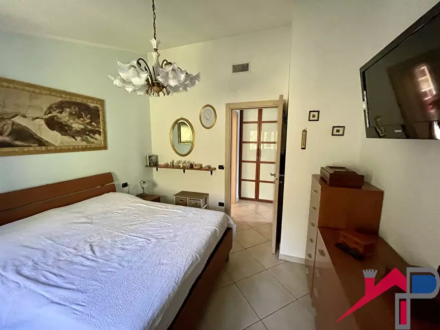 Immagine 4 di Appartamento in vendita  a Caprino Bergamasco