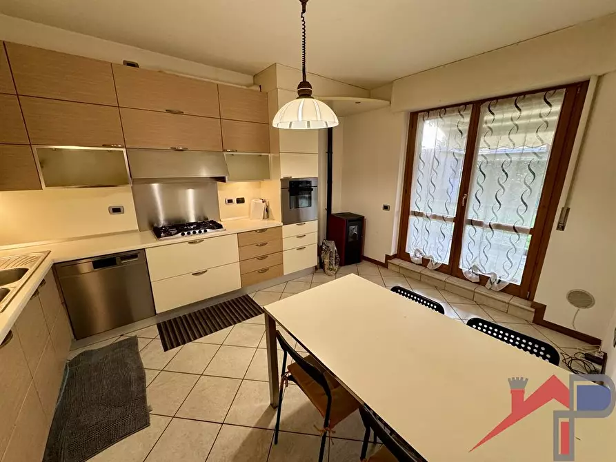 Immagine 8 di Appartamento in vendita  in Via Fantoni 11 a Cisano Bergamasco