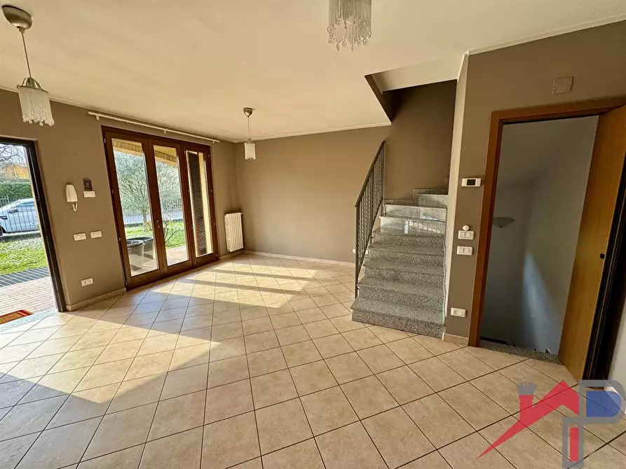 Immagine 1 di Villetta a schiera in vendita  a Olgiate Molgora