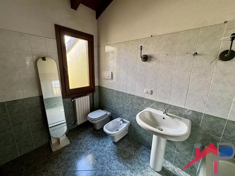 Immagine 8 di Villetta a schiera in vendita  a Olgiate Molgora