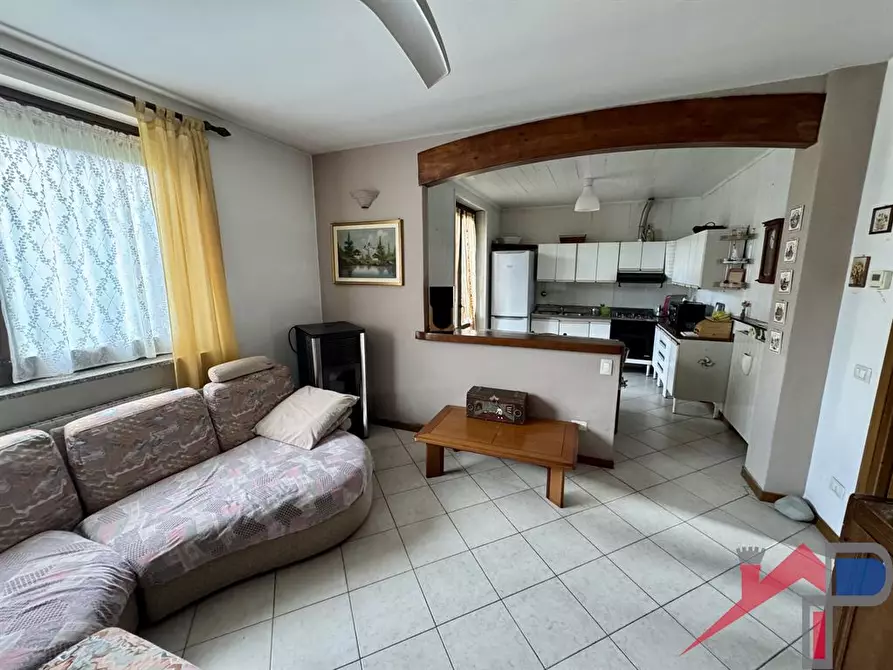 Immagine 1 di Appartamento in vendita  a Villa D'adda