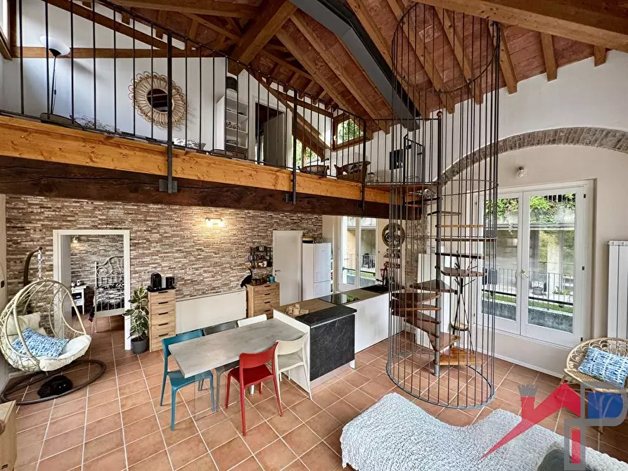 Immagine 3 di Appartamento in vendita  a Brivio