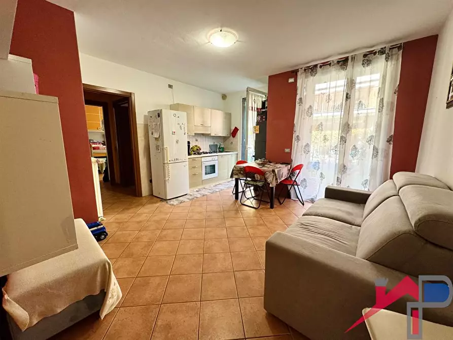 Immagine 8 di Appartamento in vendita  a Cisano Bergamasco