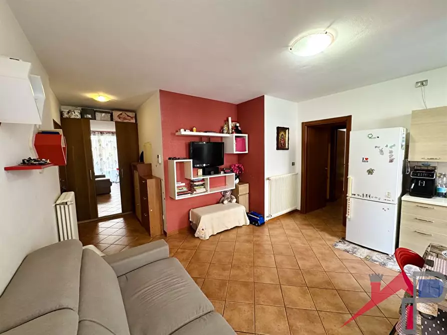 Immagine 3 di Appartamento in vendita  a Cisano Bergamasco