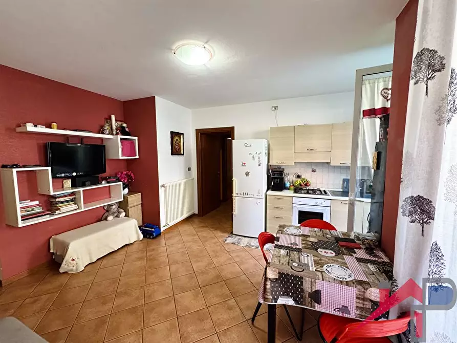 Immagine 5 di Appartamento in vendita  a Cisano Bergamasco