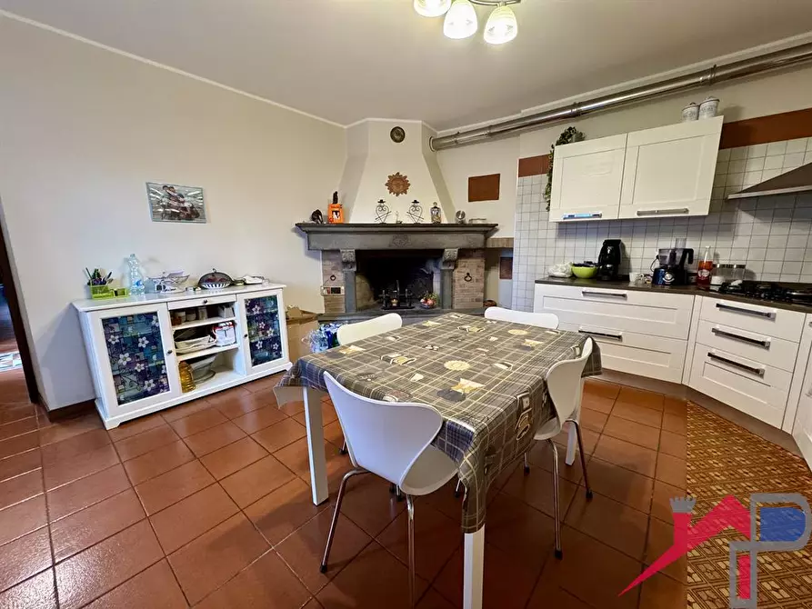 Immagine 9 di Rustico / casale in vendita  a Pontida