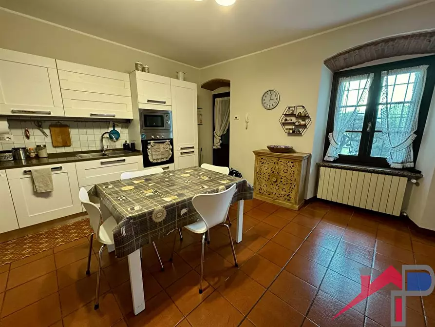 Immagine 8 di Rustico / casale in vendita  a Pontida