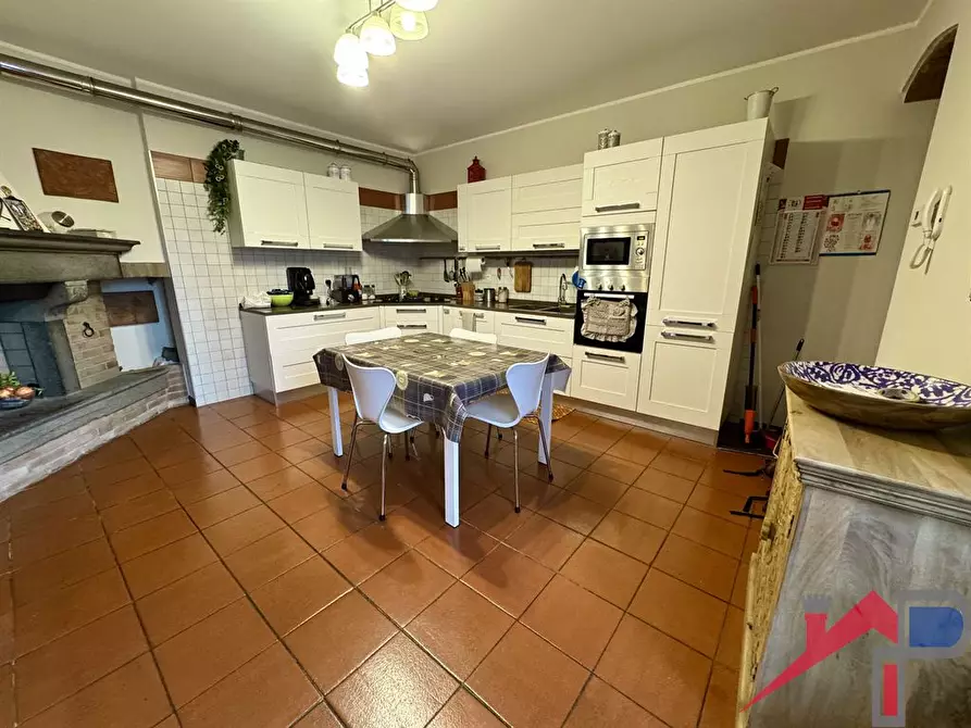 Immagine 5 di Rustico / casale in vendita  a Pontida