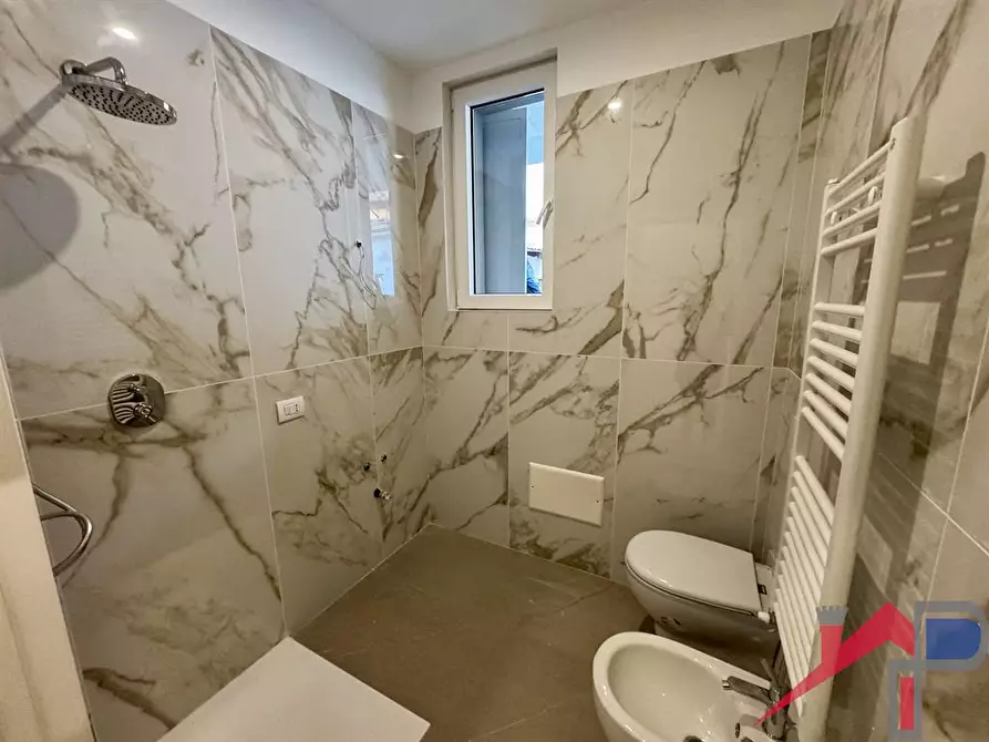 Immagine 8 di Appartamento in vendita  a Calolziocorte