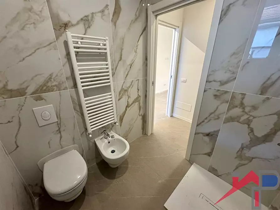 Immagine 9 di Appartamento in vendita  a Calolziocorte