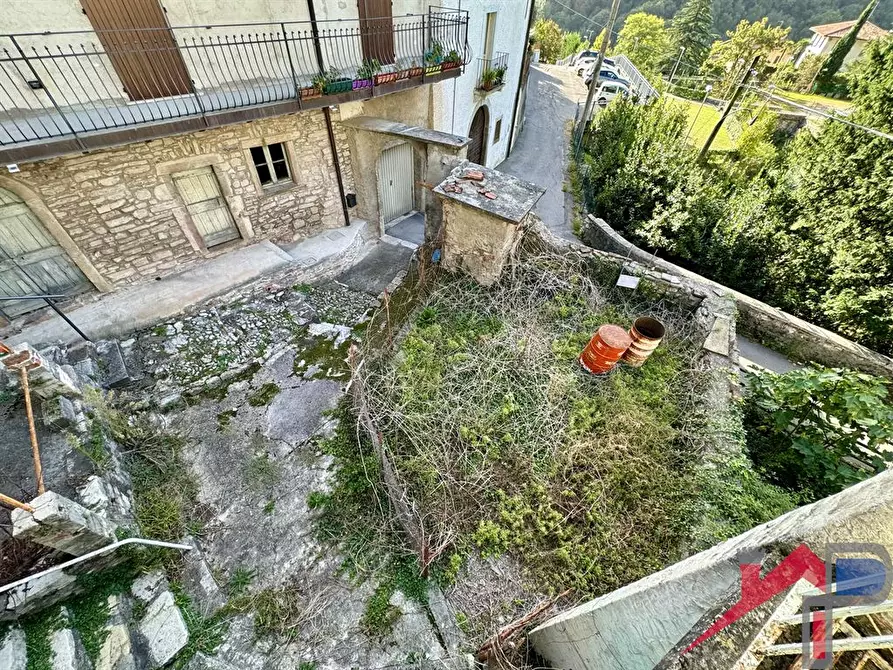 Immagine 7 di Rustico / casale in vendita  a Palazzago